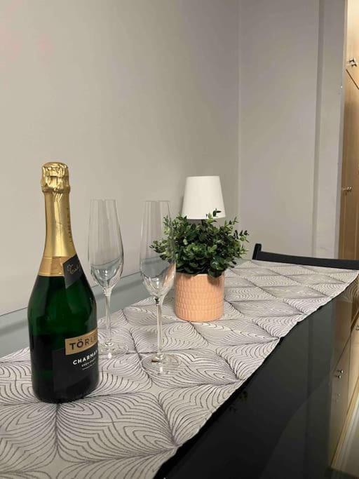Lovely 1 Bedroom Flat - Gazdagret Budapeste